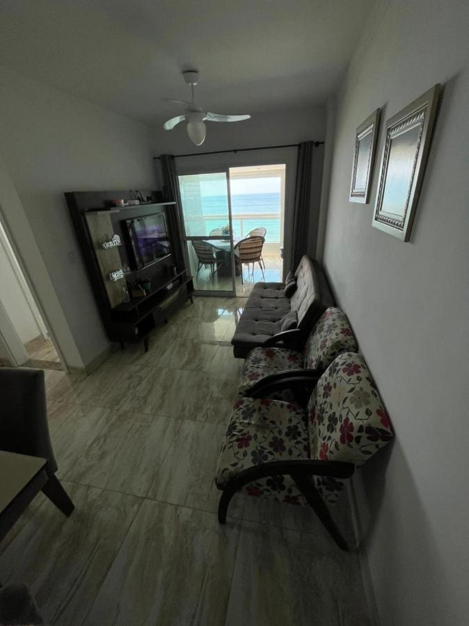 Mongaguá com vista para o Mar pé na areia Exterior foto